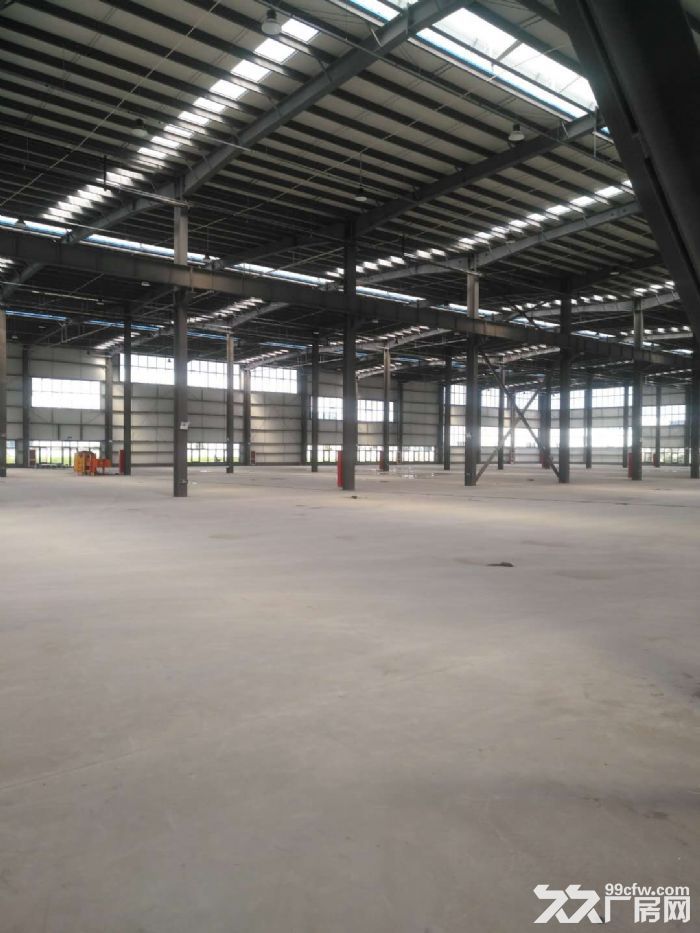 免房租免税收钢结构厂房租赁 独门独院厂房租赁 带行车厂房出租